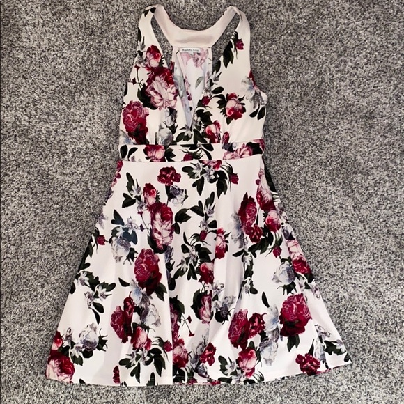 Charlotte Russe Dresses & Skirts - Floral Haltered Skater Dress